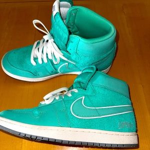 Jordan Air Ship PE SP '15th Anniversary' (M 10.5)